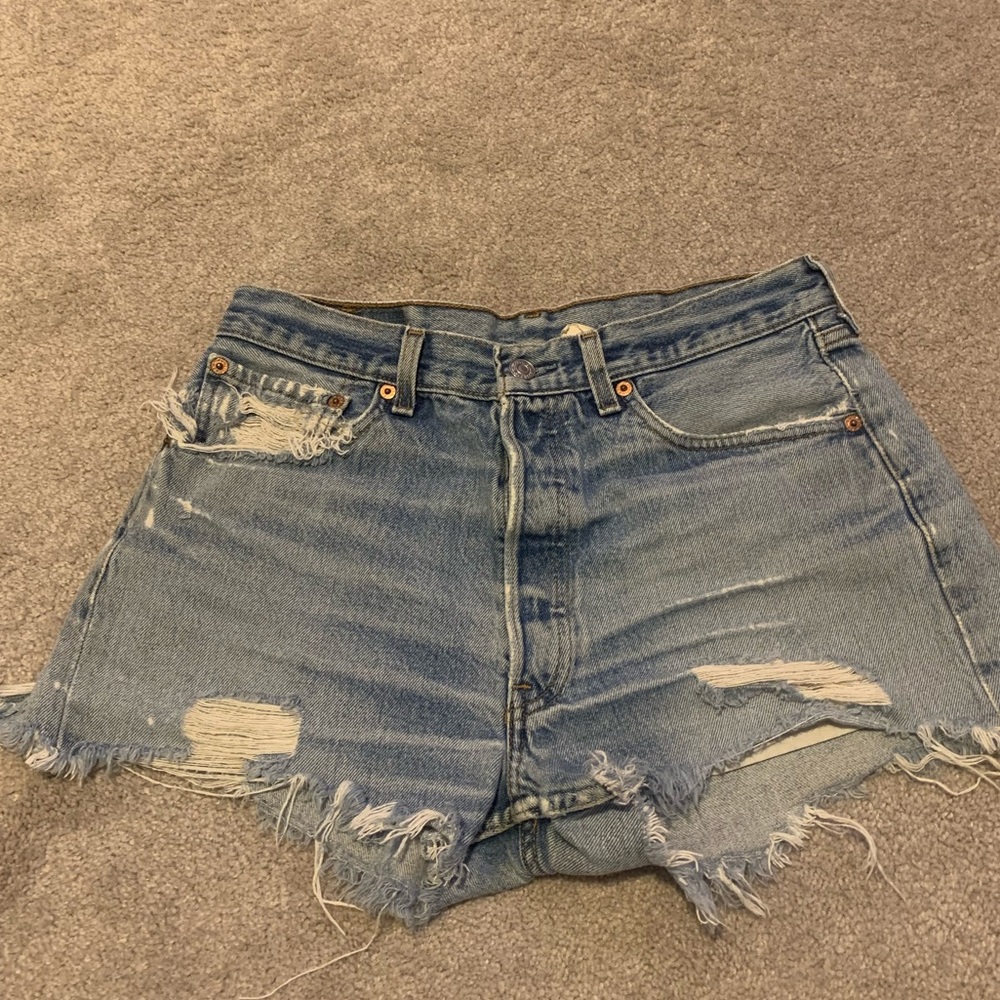 Vintage Levi shorts 501